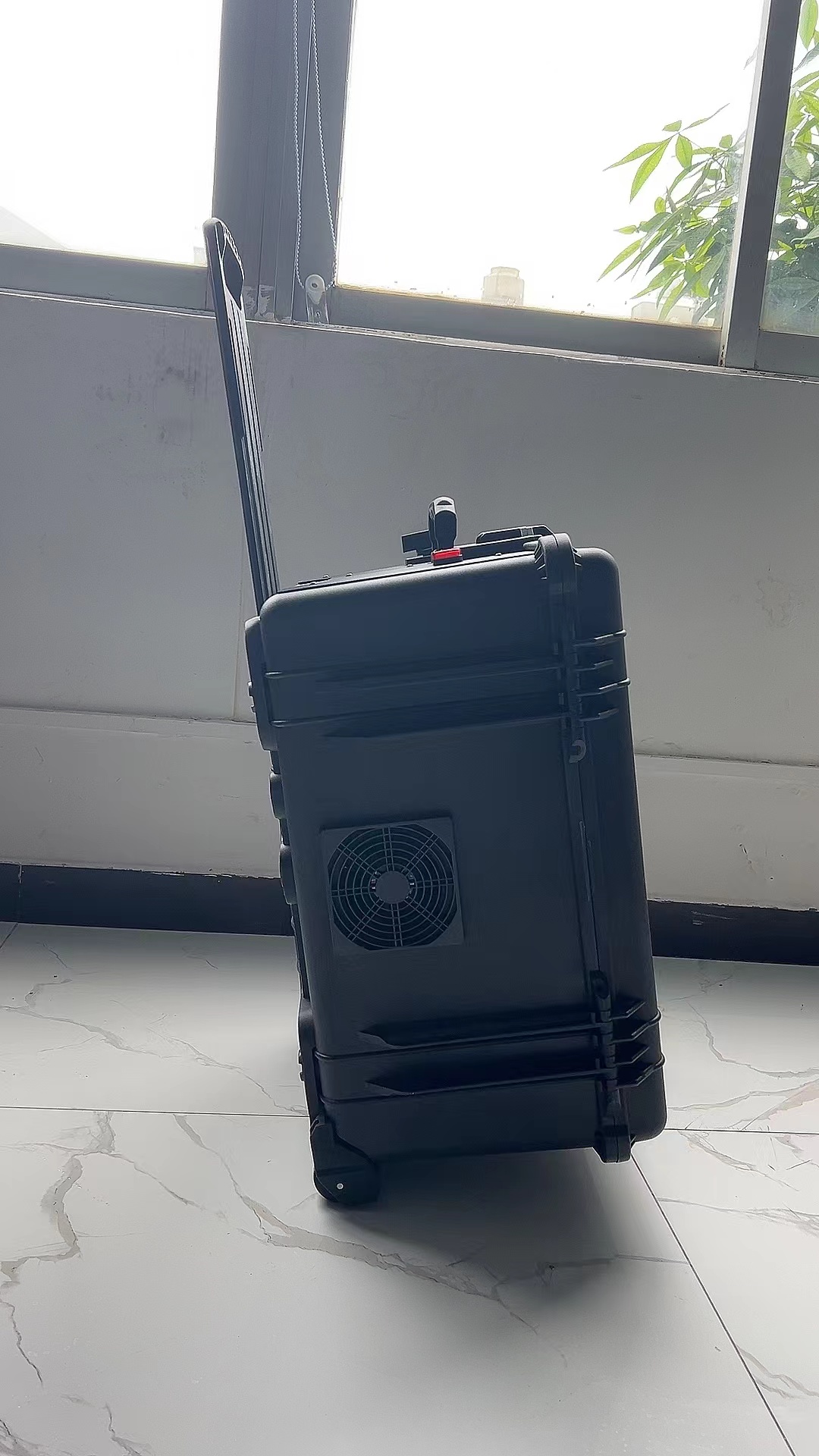岳西手拉箱型移动通信干扰器